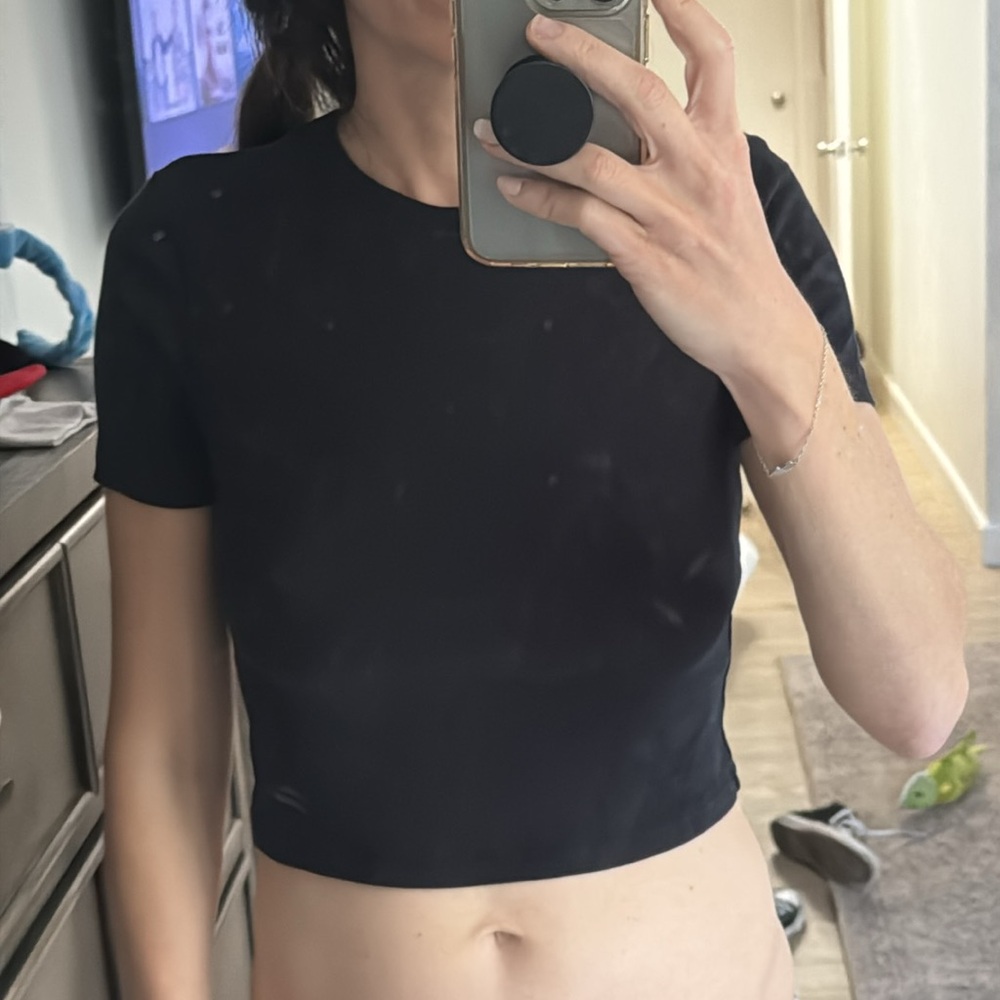 Topshop Black Women's crop Top; size 8/small medium; perfect casual crop